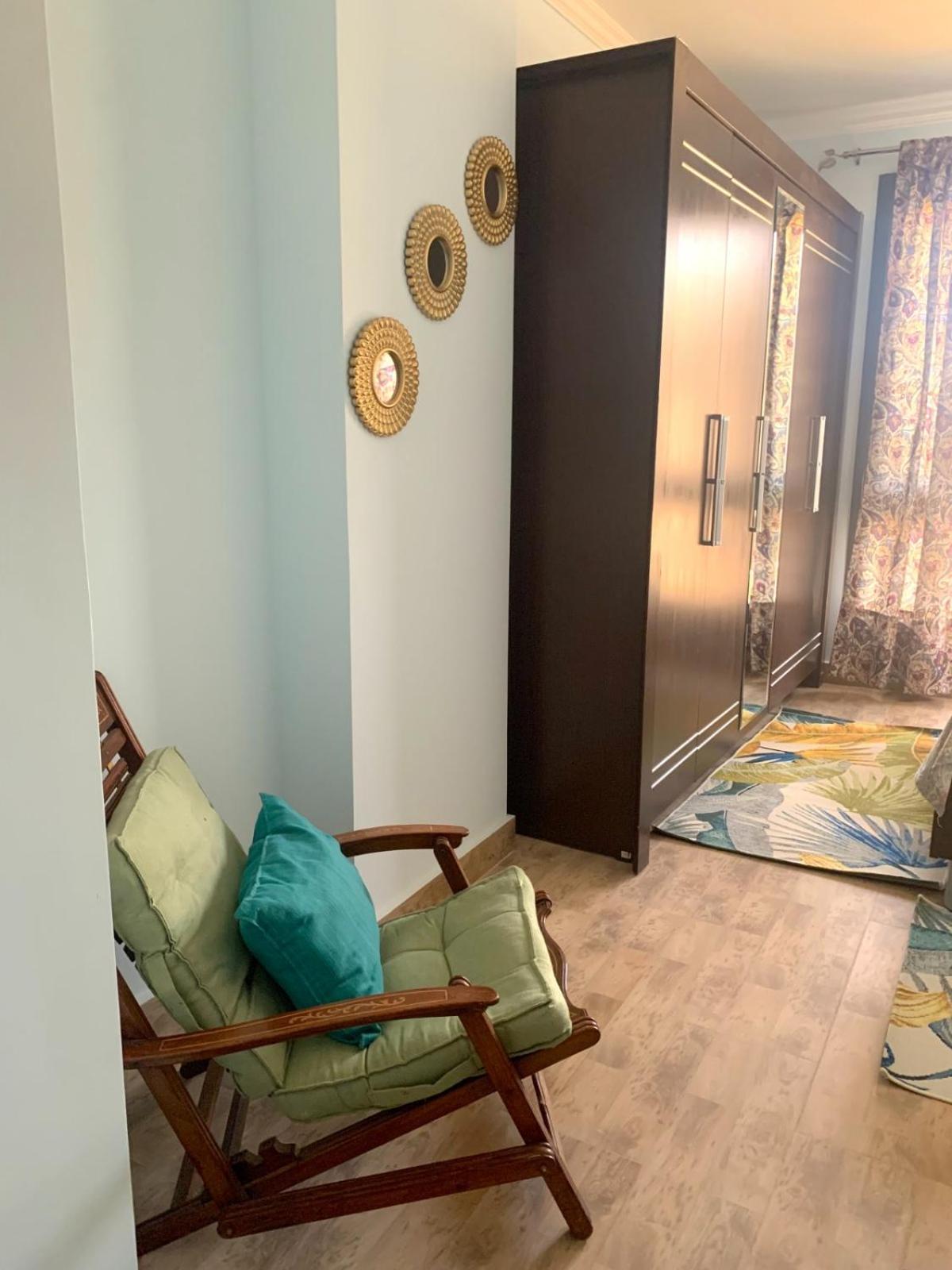 Azad Compound - Opposite To The Auc And Midtown Mall - New * Cairo