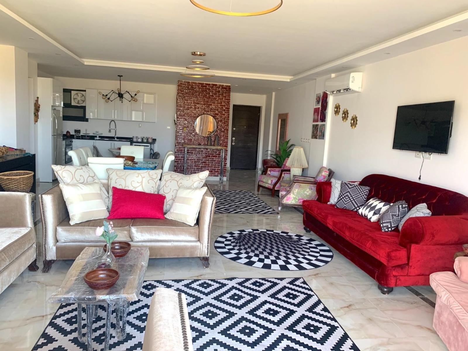 Azad Compound - Opposite To The Auc And Midtown Mall - New